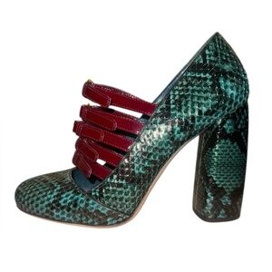 Miu Miu Leather Mary Jane Pumps